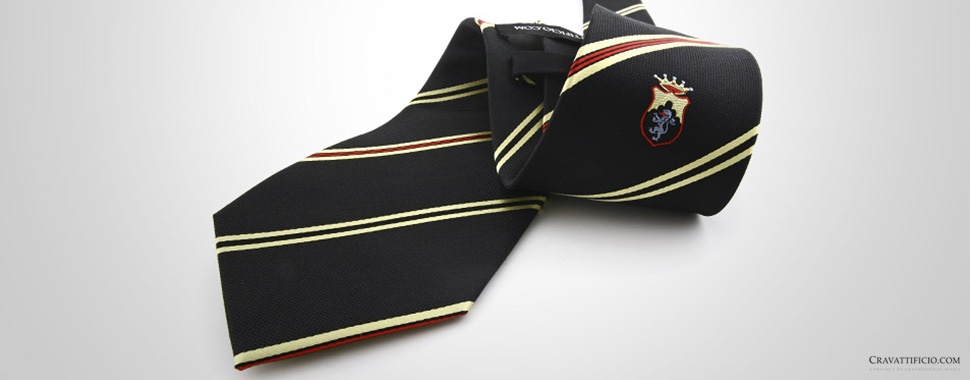 cravatta personalizzata nera regimental