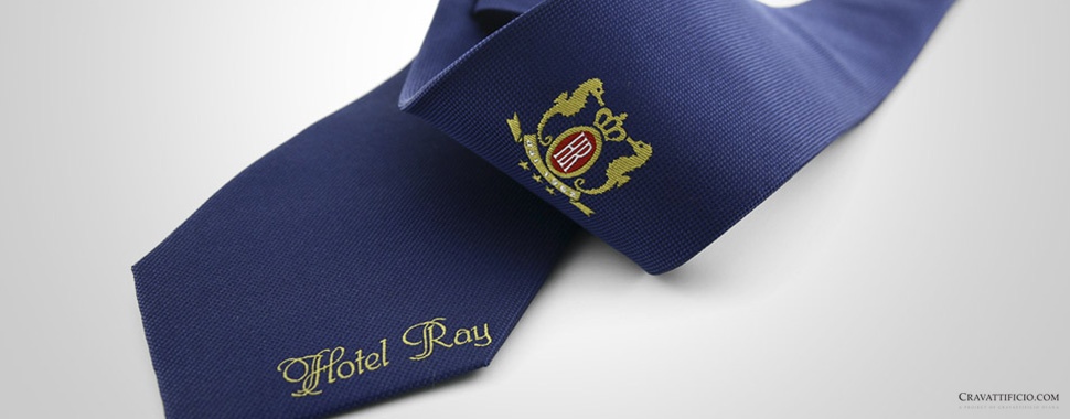 cravatta personalizzata blu logo
