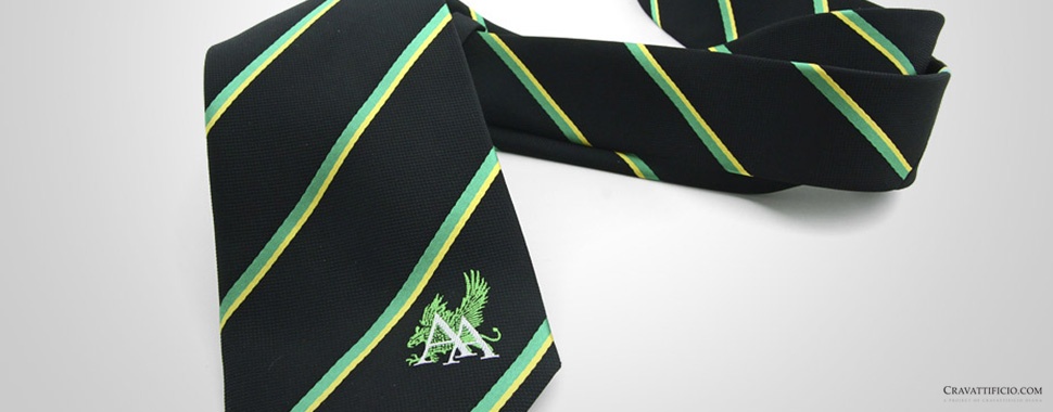 cravatta personalizzata nera con logo regimental
