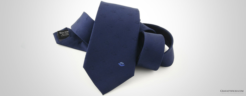 cravatta personalizzata tinta unica blu