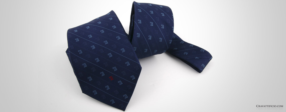 cravatta personalizzata blu