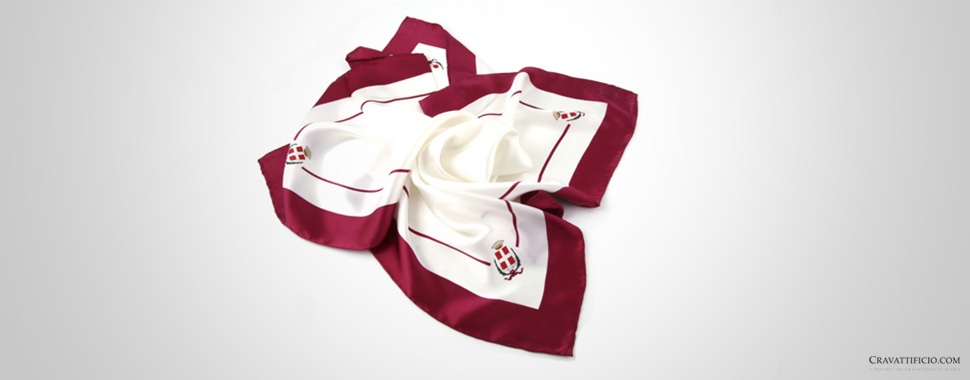 foulard personalizzato rosso e bianco