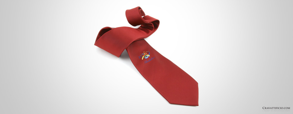 Cravatta personalizzata rossa tinta unita